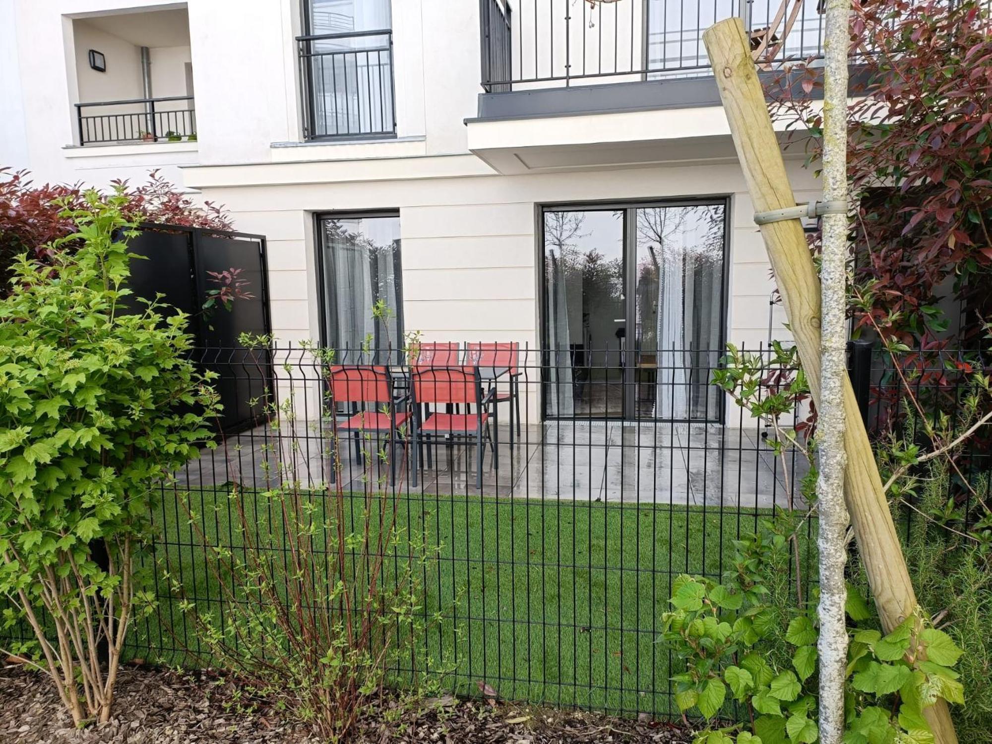 Disney - Paris 5 Min De Disney - Pk Prive Gratuit - 4 Personnes - Terrasse Jardin Chessy  Zewnętrze zdjęcie