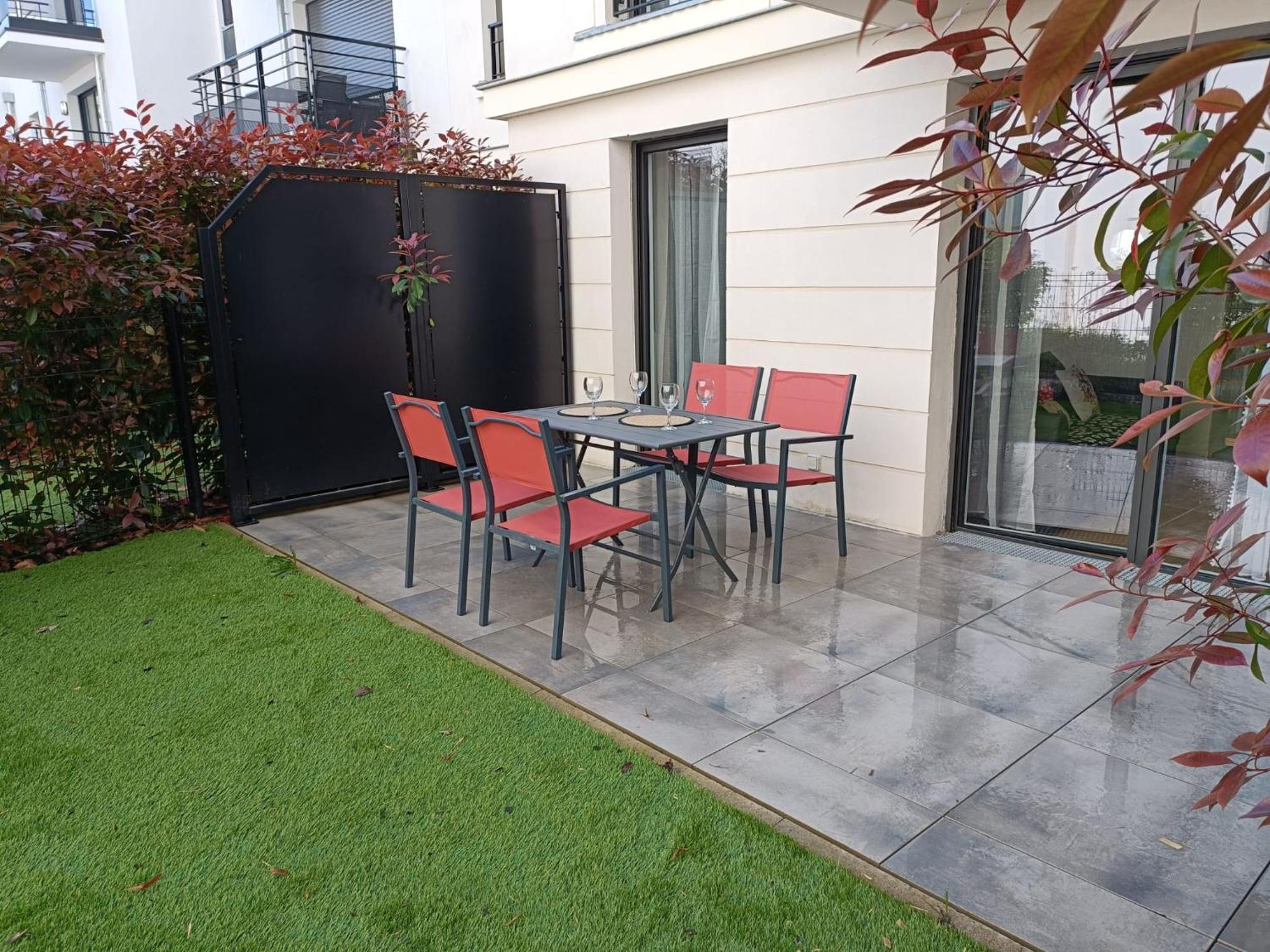 Disney - Paris 5 Min De Disney - Pk Prive Gratuit - 4 Personnes - Terrasse Jardin Chessy  Zewnętrze zdjęcie
